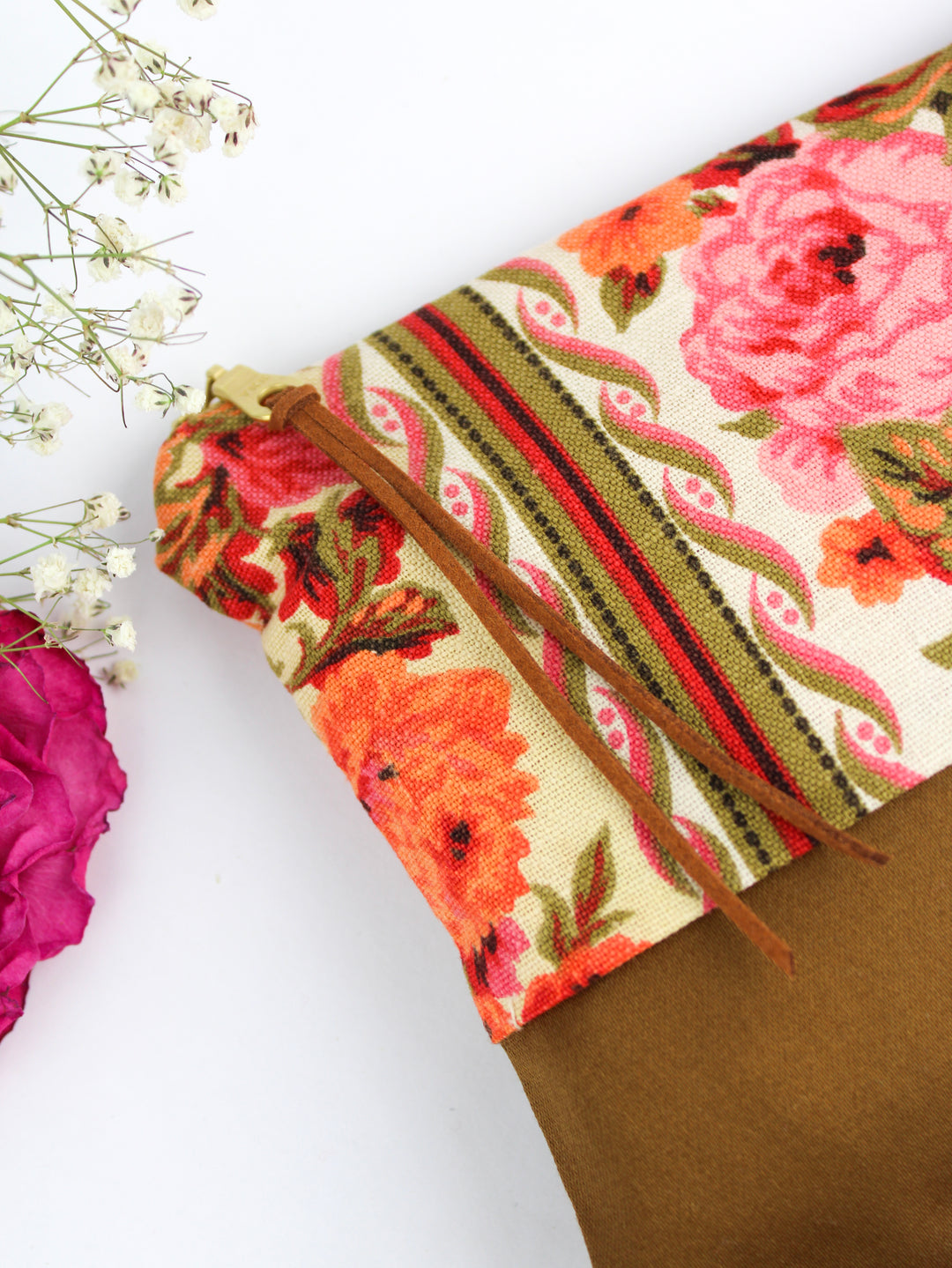 Antique Roses Clutch