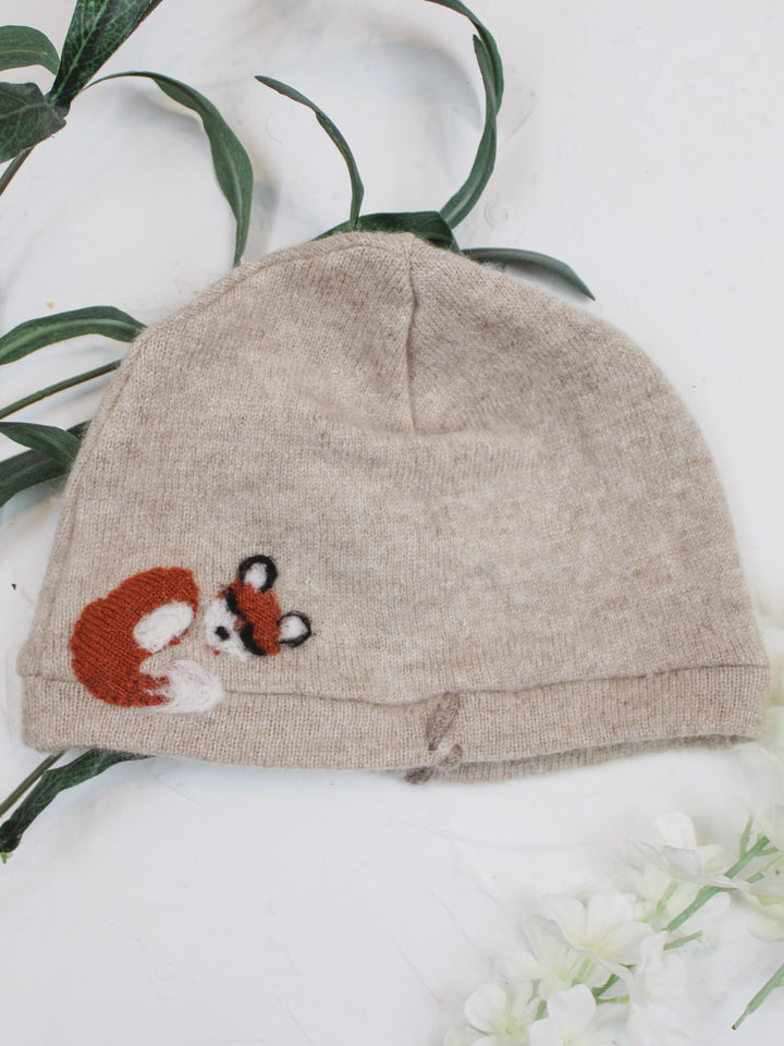 Sleeping Fox Cashmere Hat - Baby