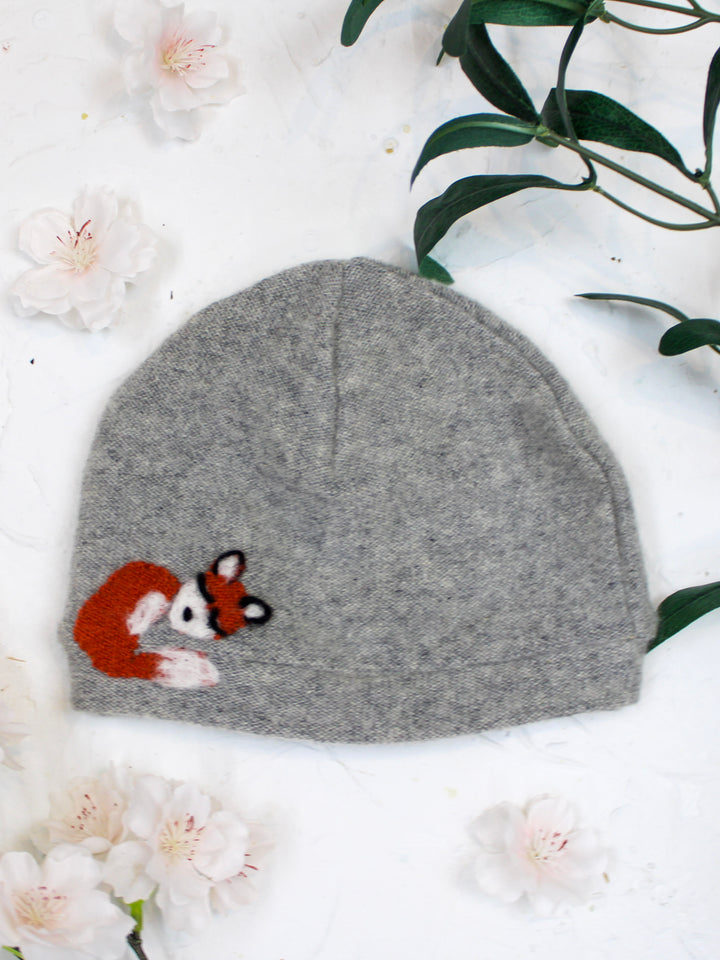 Sleeping Fox Cashmere Hat - Baby