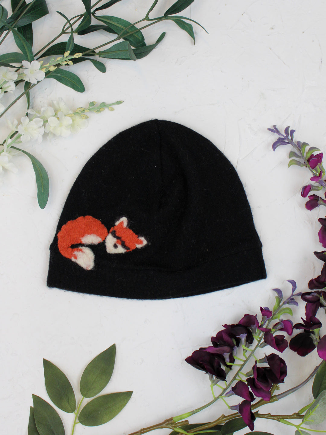 Sleeping Fox Cashmere Hat - Child