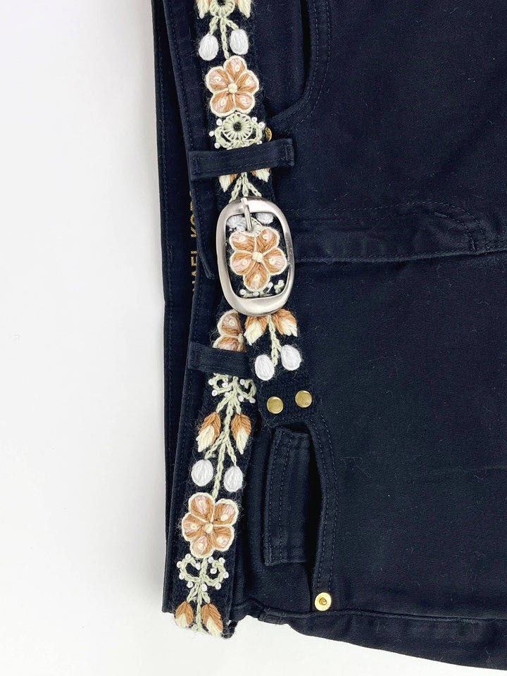 Cafecito Embroidered Skinny Belt
