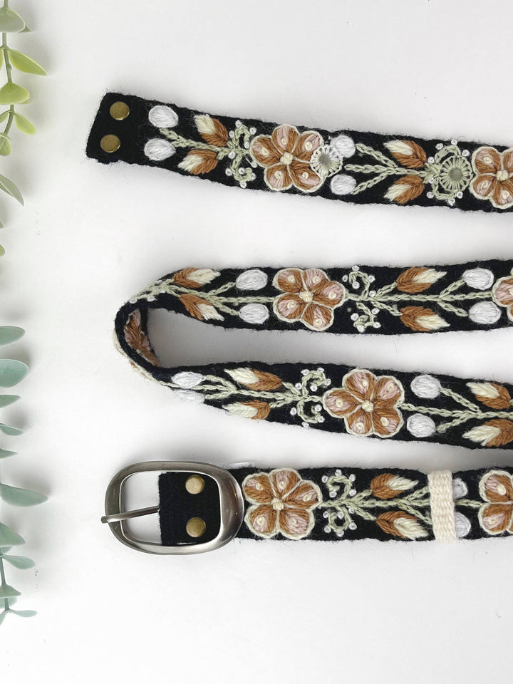 Cafecito Embroidered Skinny Belt
