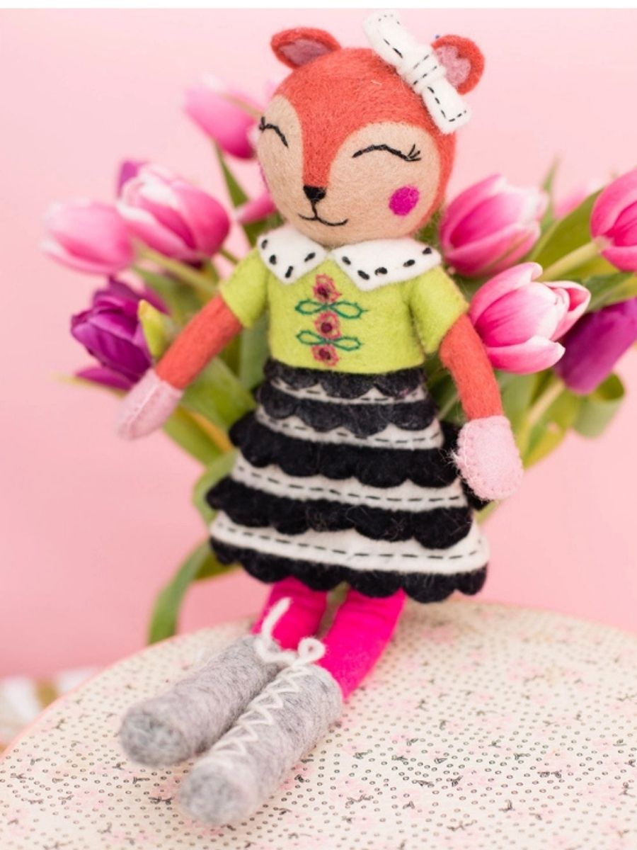French Knot Fern the Fox Wool Animal Friend