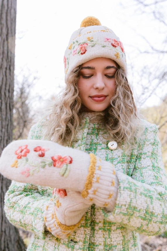Freya French Knot Wool Mittens
