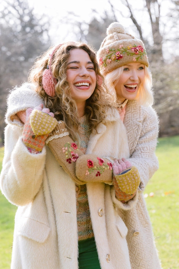 Freya French Knot Wool Mittens
