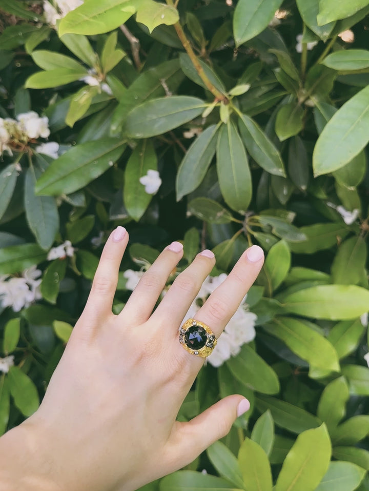 Noor Black Onyx Ring