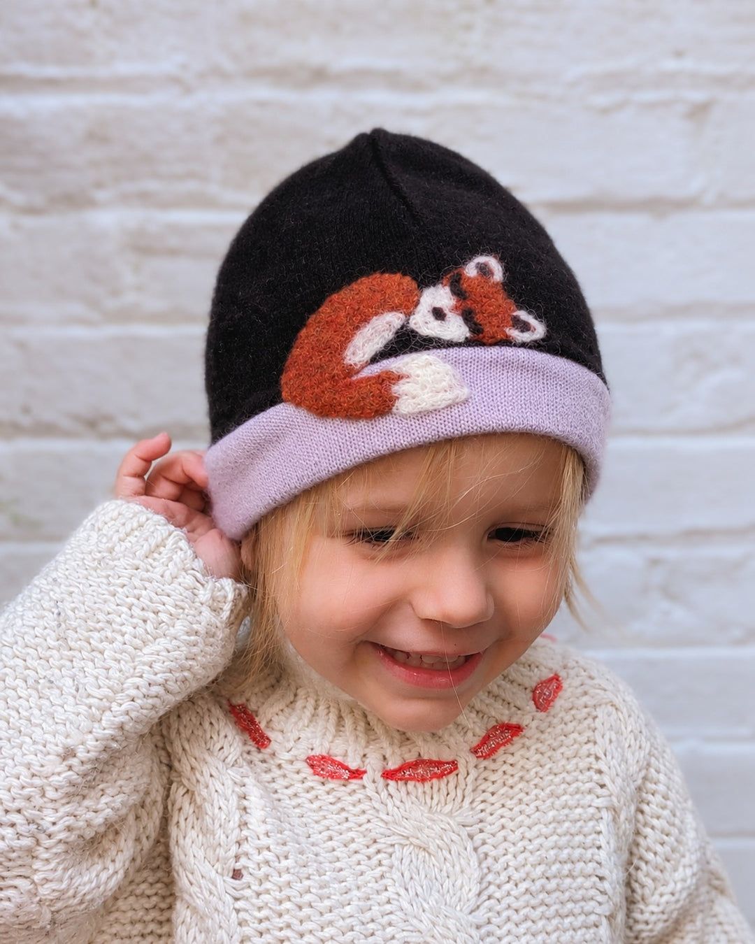 Sleeping Fox Cashmere Hat - Toddler