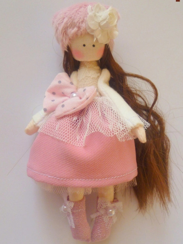 Ukrainian Dancing Princess Doll - pocket