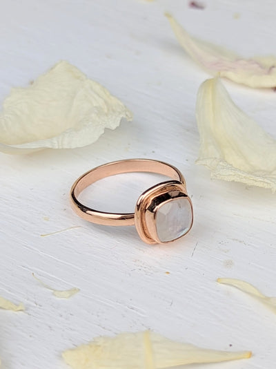 Melinoe Moonstone Ring